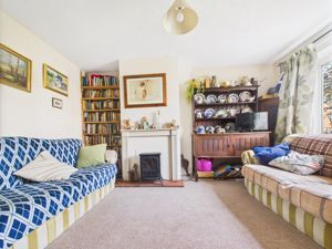 Lounge- click for photo gallery